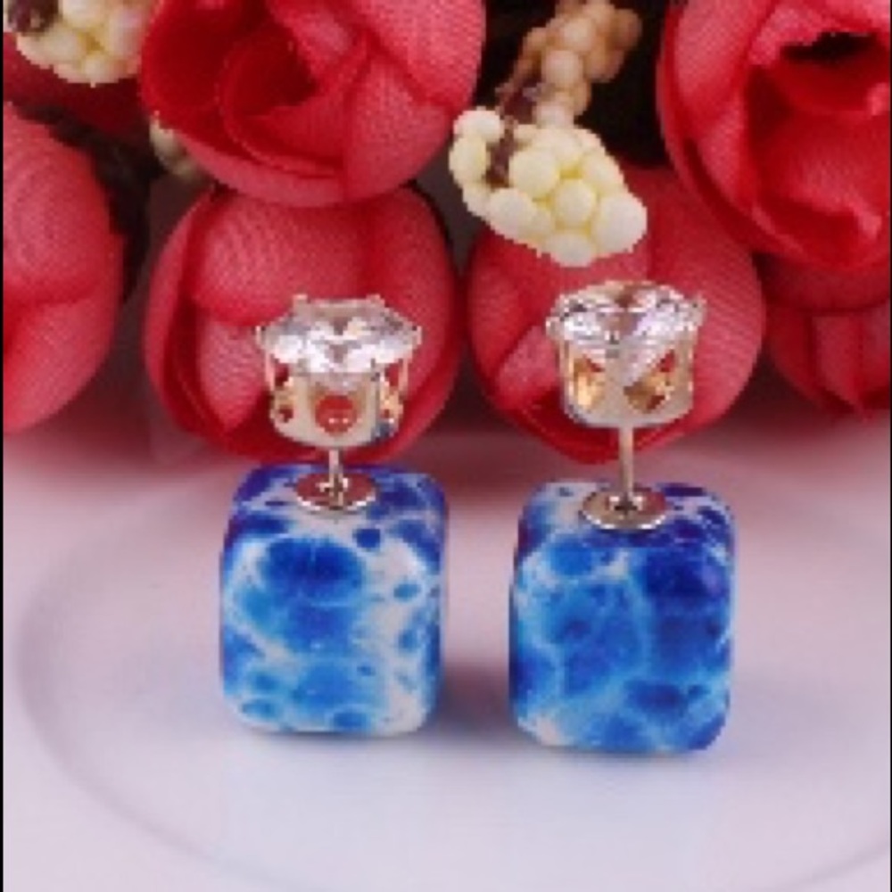 ⭐️ Blue Square ear jacket earrings
